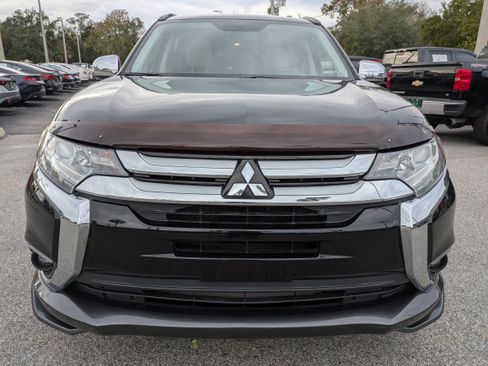 Used 2016 Mitsubishi Outlander SE image 9