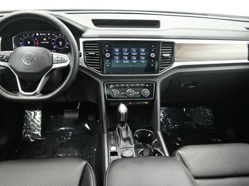 Used 2023 Volkswagen Atlas SEL AWD/4WD image 25