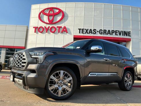Used 2024 Toyota Sequoia Capstone AWD/4WD image 2
