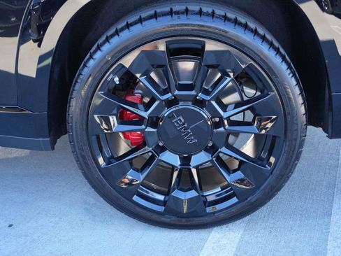 New 2026 BMW XM Label Red image 6