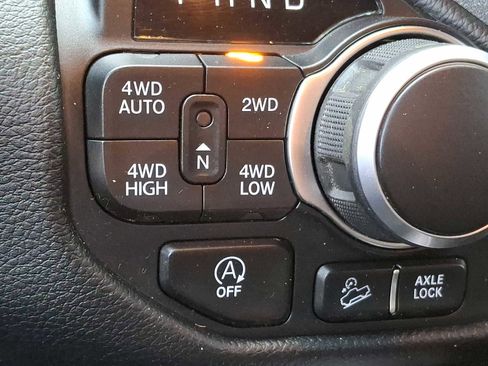 Used 2020 RAM 1500 Big Horn w/ Built-to-serve Edition image 20