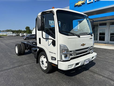 New 2025 Chevrolet Low Cab Forward 5500HG image 2