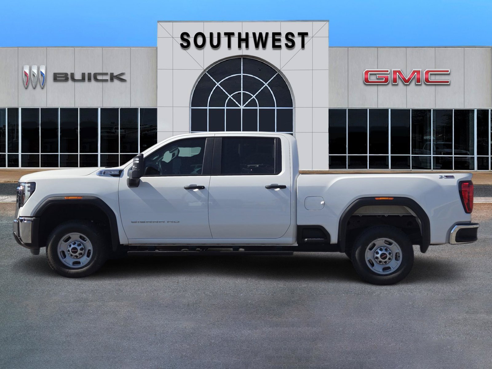 Used 2025 GMC Sierra 2500 Pro w/ Convenience Package AWD/4WD image 3