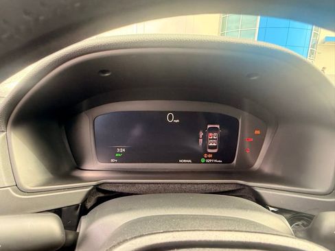 Used 2024 Honda Accord Sport image 4