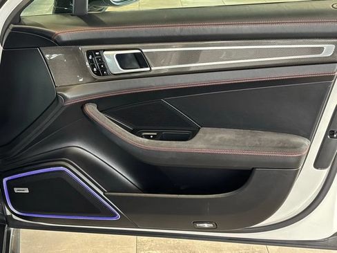 Used 2019 Porsche Panamera GTS AWD/4WD image 34
