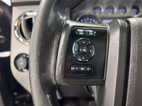 Used 2014 Ford F350 Lariat image 12