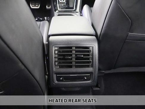 Used 2024 Volkswagen Golf R AWD/4WD image 11