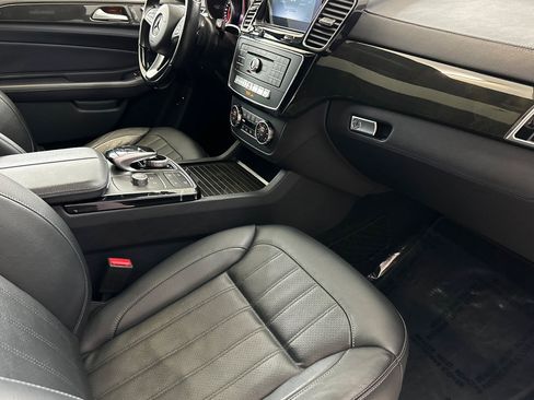 Used 2018 Mercedes-Benz GLE 43 AMG 4MATIC image 32