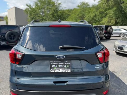 Used 2019 Ford Escape SEL AWD/4WD image 4