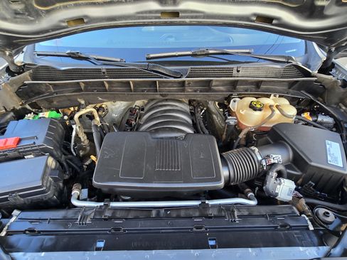 Used 2021 GMC Sierra 1500 Crew Cab Long Box 4WD w/ Sierra Value Package image 17