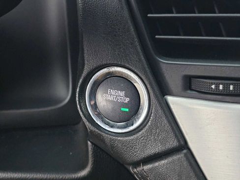 Used 2018 GMC Yukon SLT w/ Open Road Package image 29