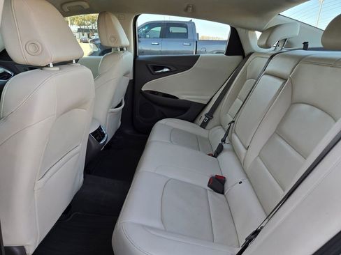 Used 2024 Chevrolet Malibu LT FWD image 15