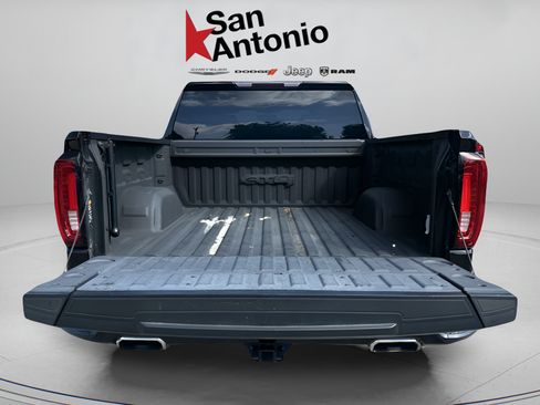 Used 2022 GMC Sierra 1500 AT4 AWD/4WD image 32