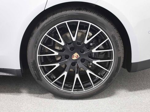New 2025 Porsche Panamera 4 image 45