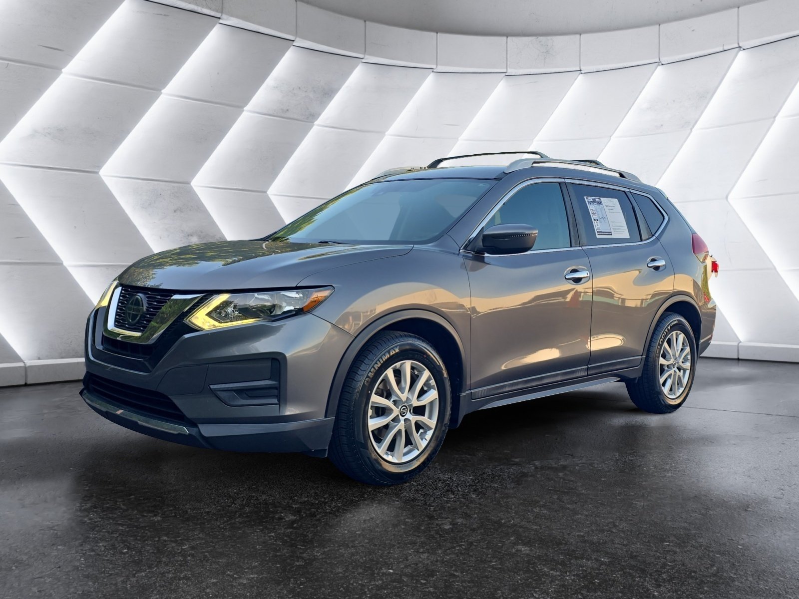 Used 2020 Nissan Rogue S w/ Special Edition Package FWD image 1