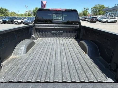 New 2026 GMC Sierra 2500 AT4 w/ Technology Package AWD/4WD image 11
