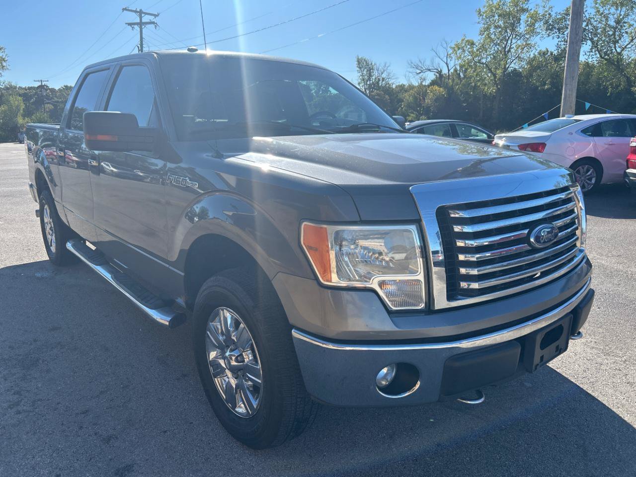 Used 2011 Ford F150 XLT w/ XLT Chrome Pkg AWD/4WD image 3