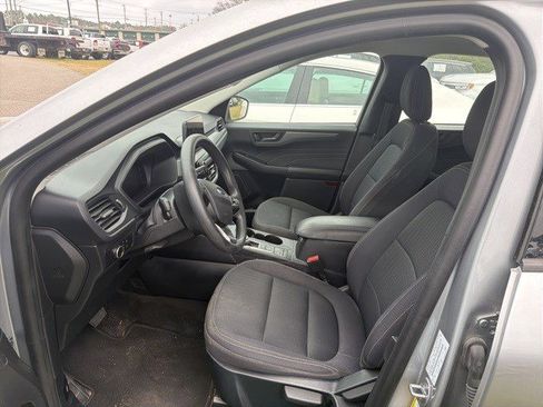 Used 2023 Ford Escape AWD image 3