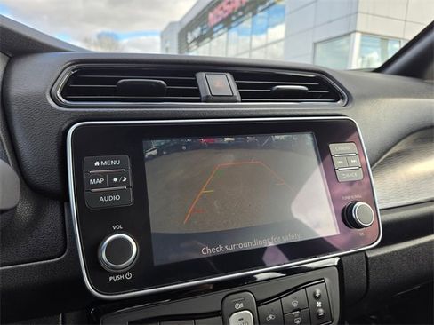 Used 2022 Nissan Leaf SV image 26