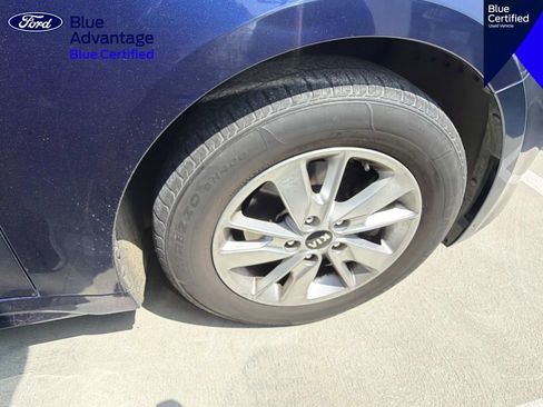Used 2018 Kia Optima LX FWD image 8