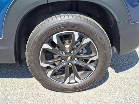 Used 2021 Chevrolet TrailBlazer LT w/ Driver Confidence Package AWD/4WD image 14