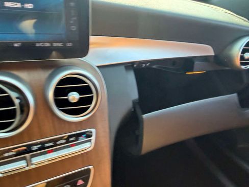 Used 2019 Mercedes-Benz C 300 4MATIC Sedan image 30