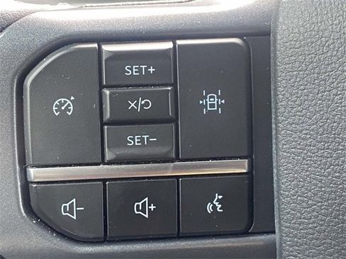 Certified 2023 Ford F150 XLT w/ Equipment Group 302A High image 17