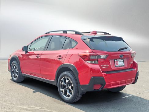 Used 2020 Subaru Crosstrek 2.0i Premium w/ Moonroof Package 1 AWD/4WD image 3