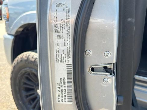 Used 2021 RAM 3500 Limited AWD/4WD image 31