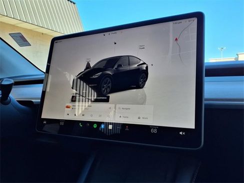 Used 2024 Tesla Model Y Long Range image 16