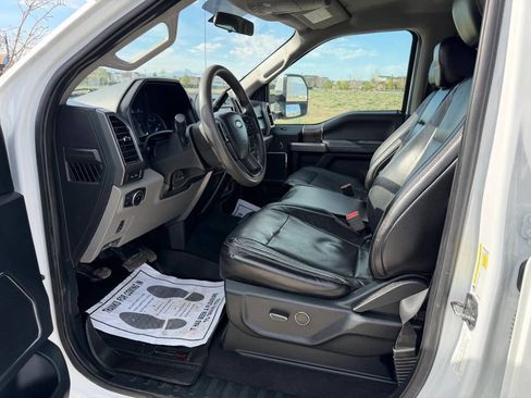 Used 2019 Ford F250 XLT w/ XLT Value Package image 14