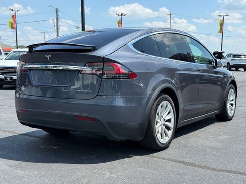 Used 2020 Tesla Model X Long Range AWD/4WD image 8