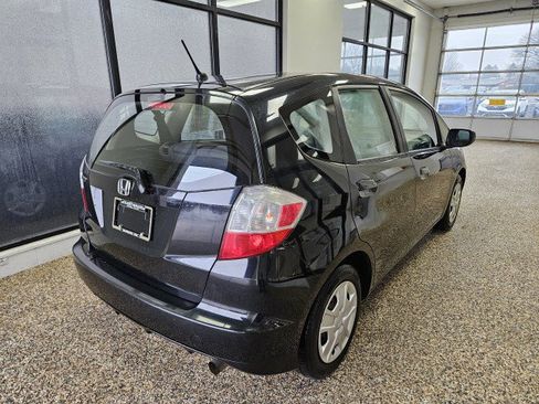 Used 2013 Honda Fit image 2