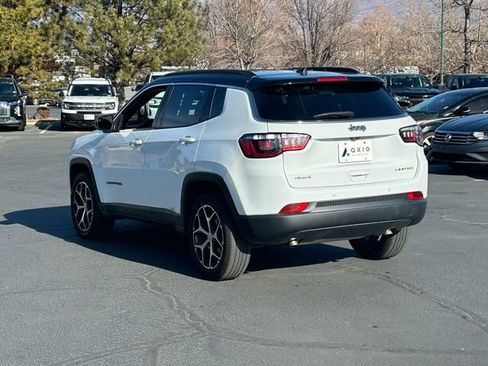 Used 2024 Jeep Compass Limited AWD/4WD image 7