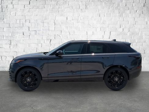 New 2026 Land Rover Range Rover Velar Dynamic SE image 3