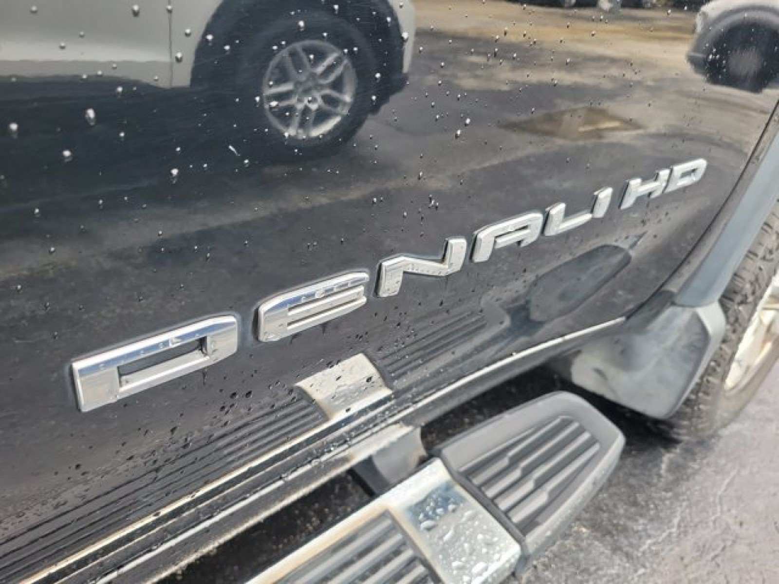 Used 2020 GMC Sierra 2500 Denali w/ Denali Ultimate Package AWD/4WD image 8