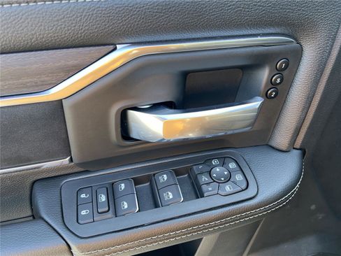 New 2026 RAM 2500 Laramie w/ Night Edition image 13