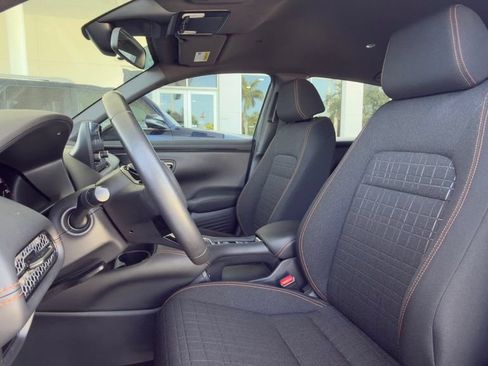 Used 2025 Honda HR-V Sport image 4