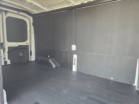 New 2025 Ford Transit 250 148 Medium Roof w/ Load Area Protection Package image 15