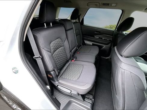 New 2026 Nissan Pathfinder SV FWD image 8