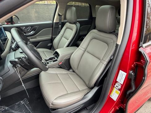 New 2026 Lincoln Corsair Grand Touring image 22