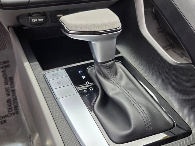 Used 2024 Hyundai Elantra SEL FWD image 26