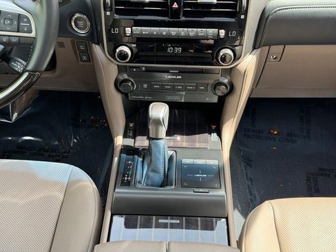 Used 2023 Lexus GX 460 Premium AWD/4WD image 14