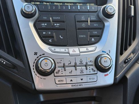 Used 2012 Chevrolet Equinox LT image 17