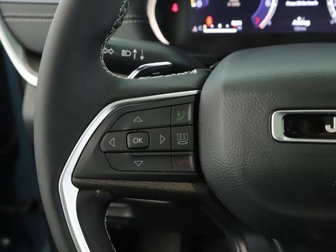 New 2026 Jeep Grand Cherokee Limited w/ Limited Altitude Package image 8