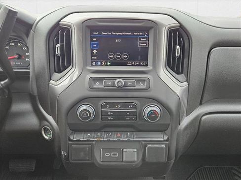 New 2025 Chevrolet Silverado 1500 Custom image 12