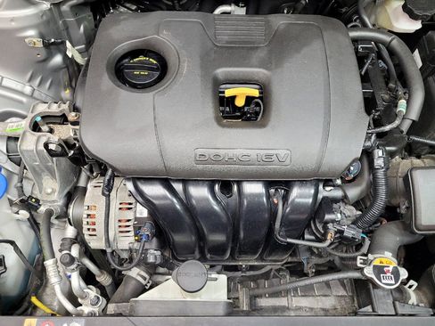 Used 2023 Kia Forte LXS w/ LXS Technology Package FWD image 30