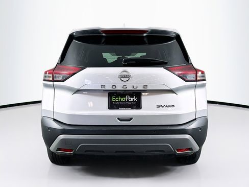Used 2023 Nissan Rogue SV image 7