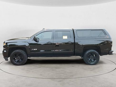 Used 2018 Chevrolet Silverado 1500 LTZ Z71 w/ LTZ Plus Package AWD/4WD image 8