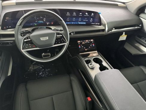 New 2026 Cadillac Vistiq Luxury image 12